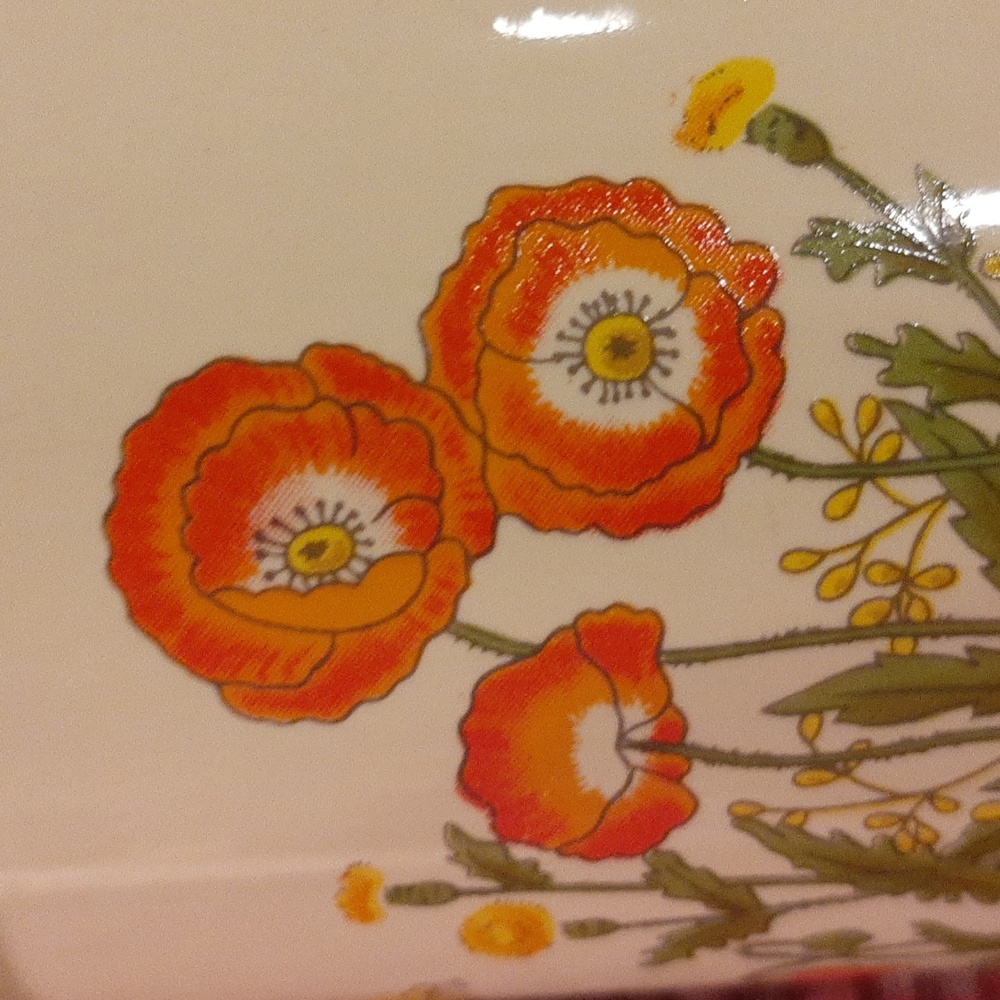 💕FREE WITH ANY PURCHASE OVER $20💕Vintage mug with picture of wild flowers - Picture 6 of 6